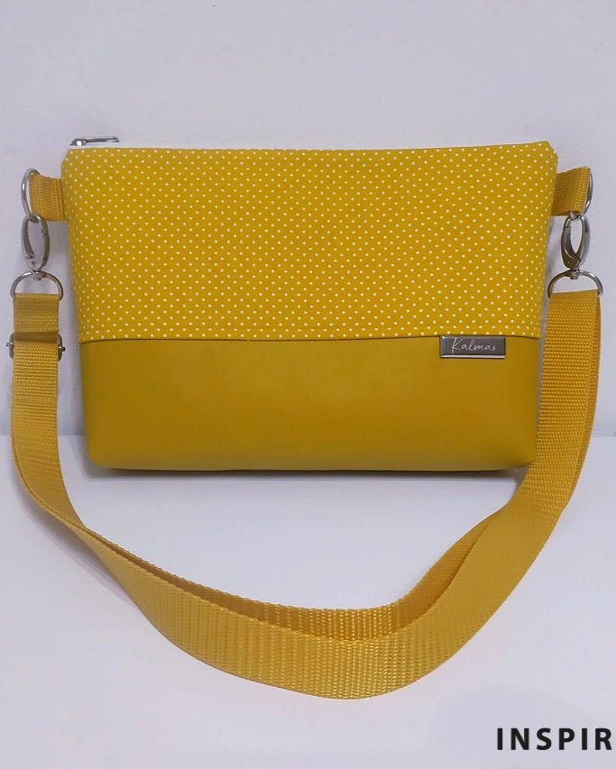 100% Kokvilnas audums - baltas pumpiņas uz tumši zilnas fona (3 mm) 115 g/m²