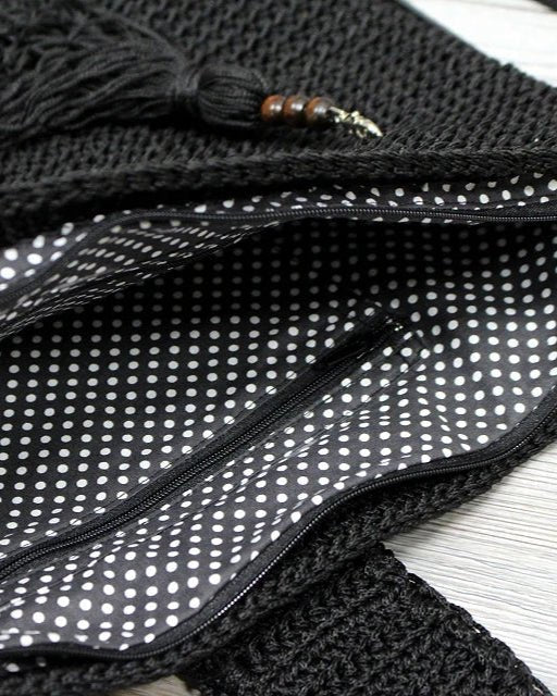 100% Kokvilnas audums - baltas pumpiņas uz tumši zilnas fona (3 mm) 115 g/m²