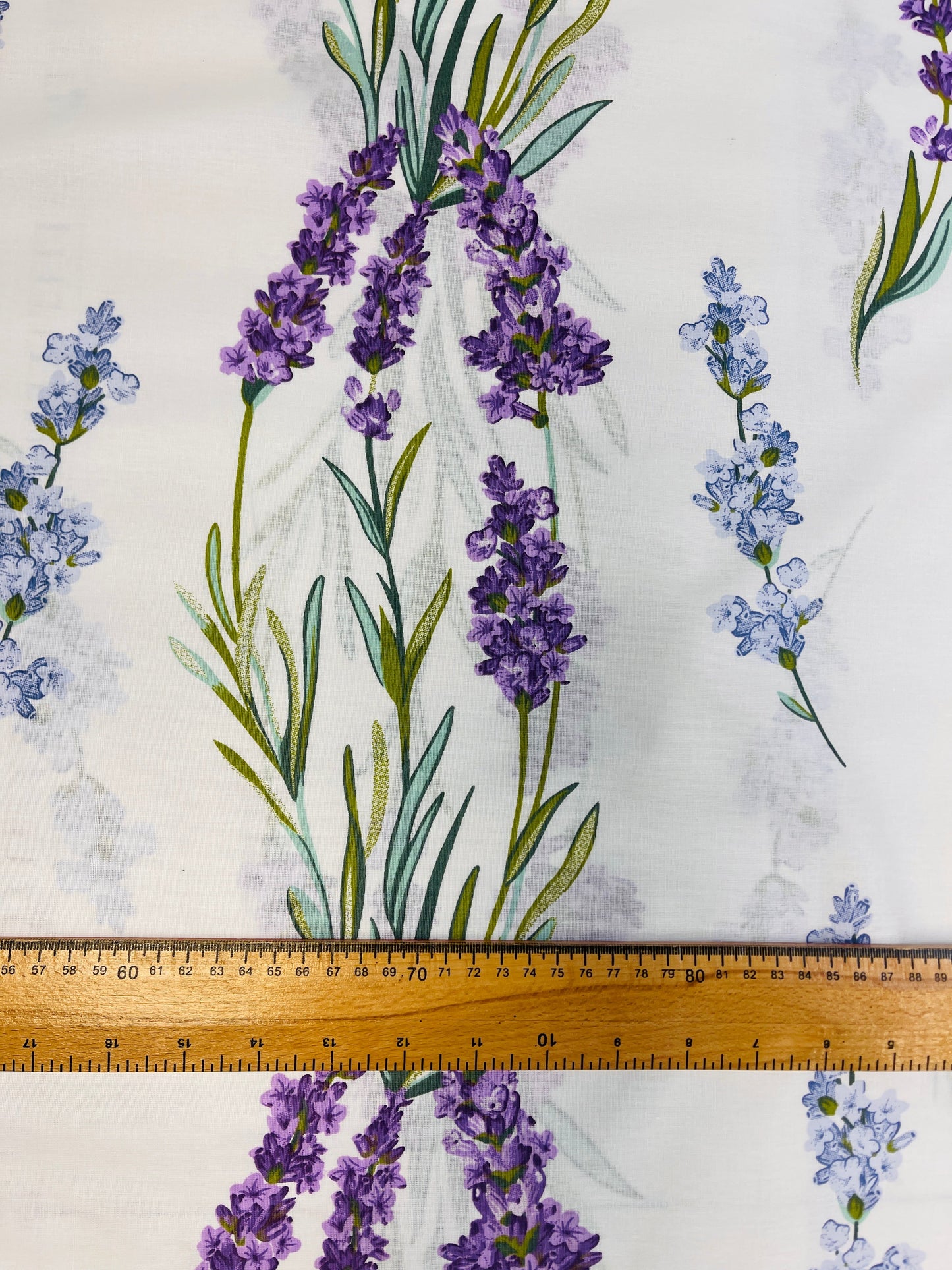 100% Kokvilnas audums - lavanda 220 cm 146 g/m²