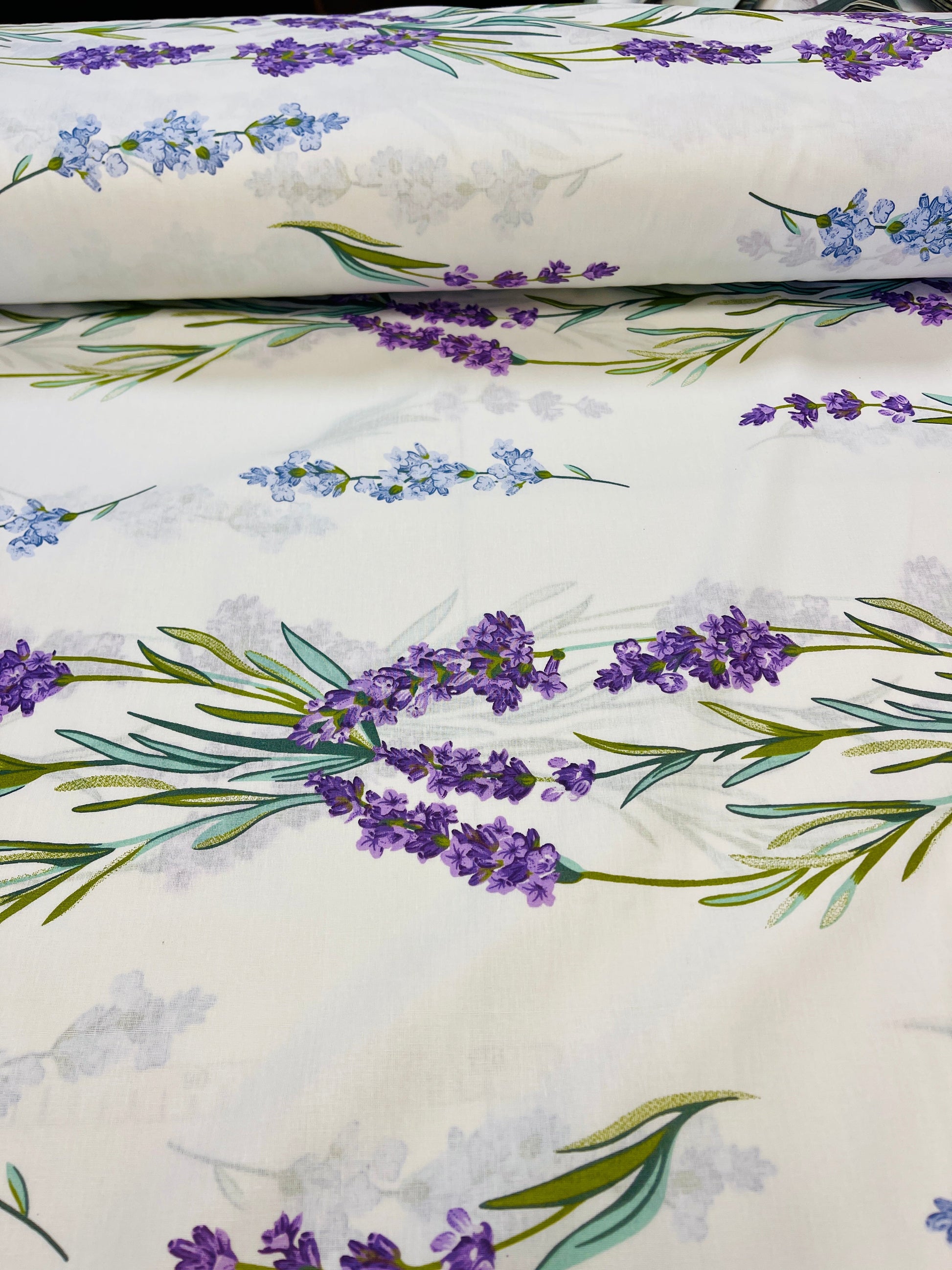 100% Kokvilnas audums - lavanda 220 cm 146 g/m²