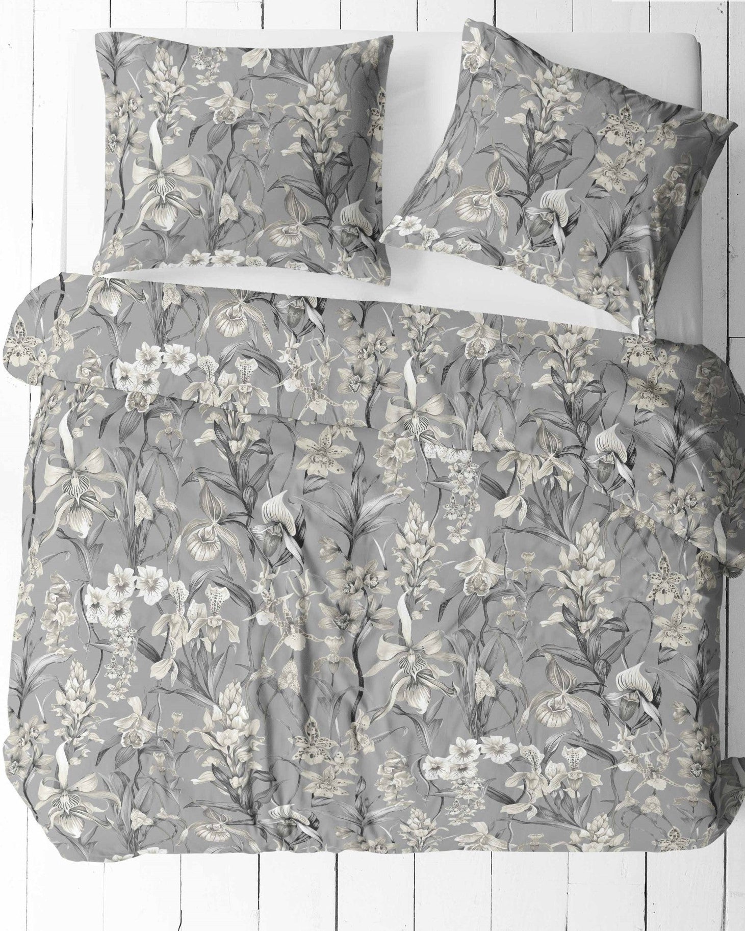 100% Kokvilnas audums - ziedu motīvs pelēka 125 g/m²