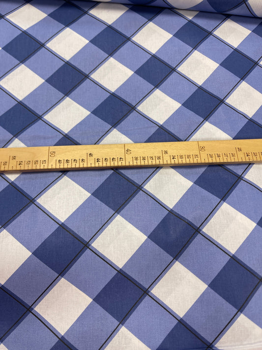 Attēls ar 100% Kokvilnas audums - zils rūtains 125 g/m² – pieejams Šarlotes audumi