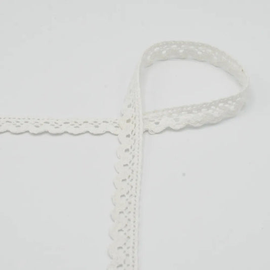 100% Kokvilnas mežģīne - 1,5 cm balta