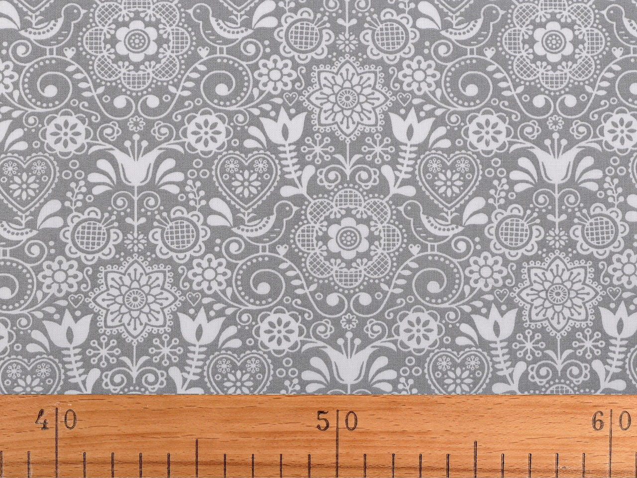 100% Cotton Fabric - white pattern on dark blue 110 g/m²