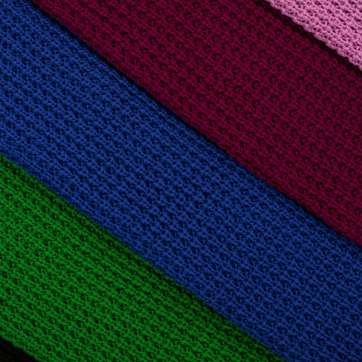 Attēls ar Biezs 100% kokvilnas adījums - bordo 615 g/m² – pieejams Šarlotes audumi