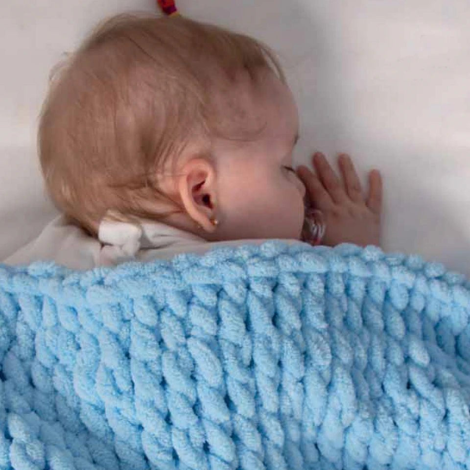 Dzija Yarn Alize Puffy - gaiši zila 9 m 100g #183