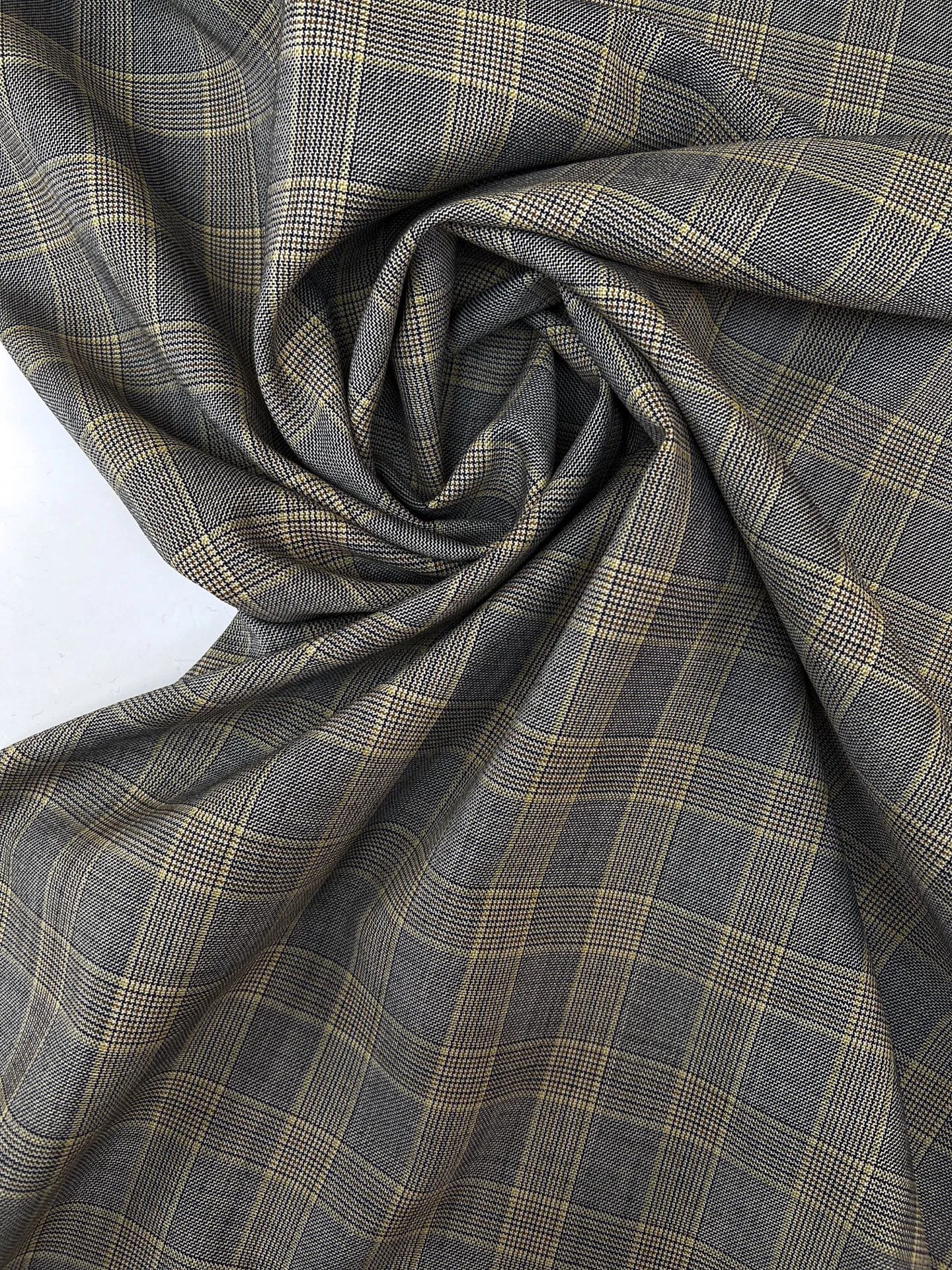 Itālijas tvīda kostīmaudums | 60% vilna | 39% kokvilna | 1% elastāns | 260 g/m² | 160 cm