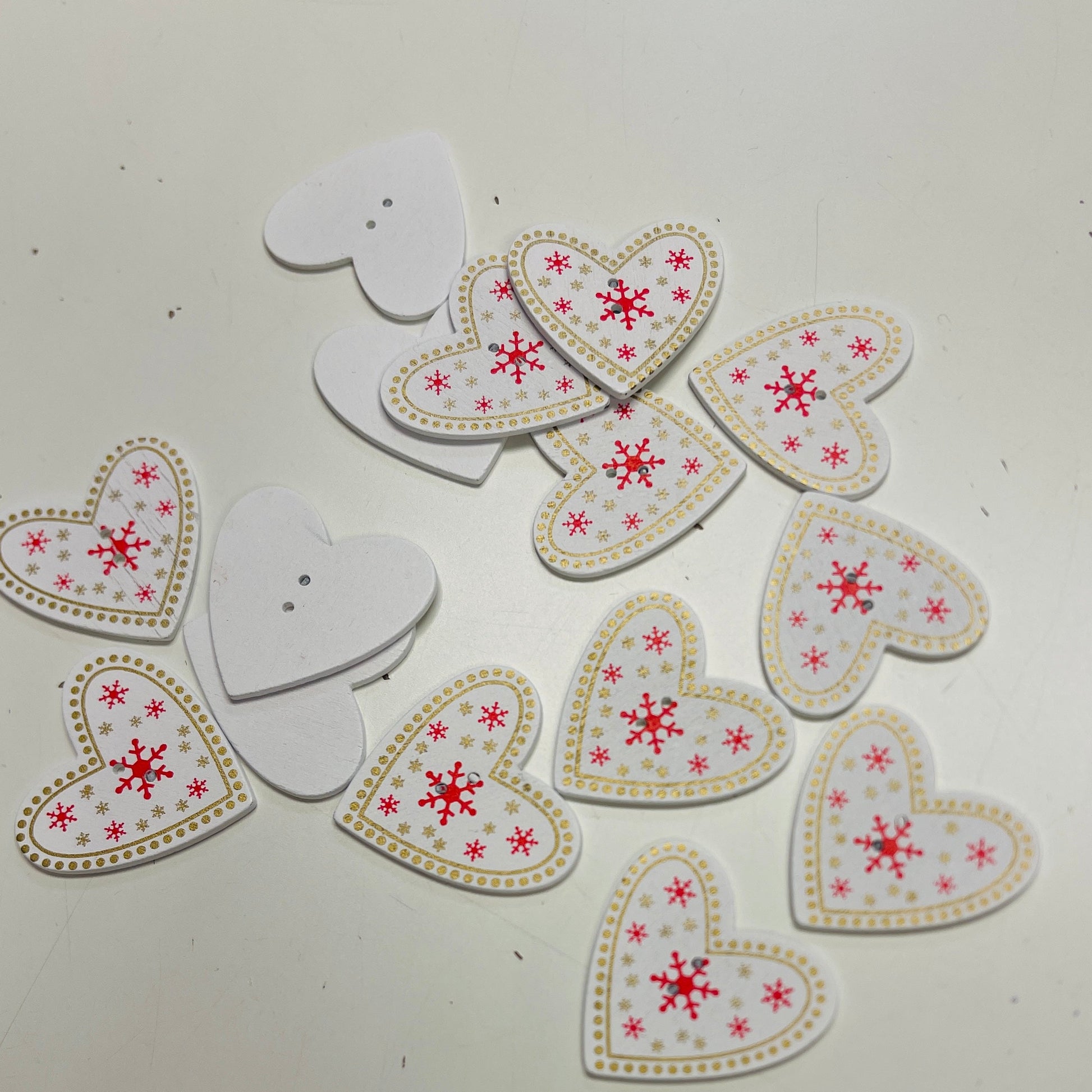 Koka pogas 35 mm - sirsniņa ar sniegpārslām