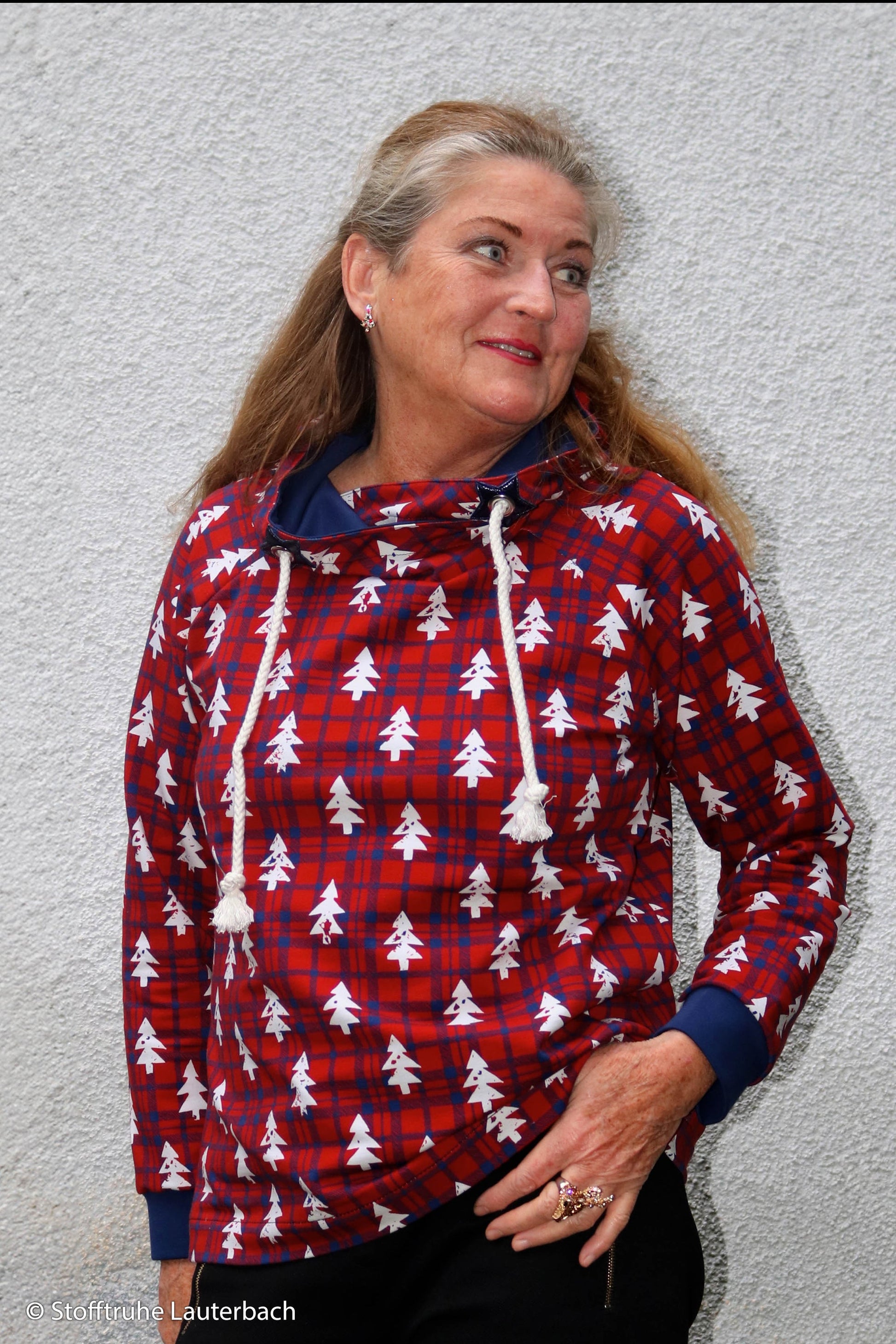 Kokvilnas cilpiņtrikotāža ar siltinājumu - egles un rūtiņās 280 g/m²