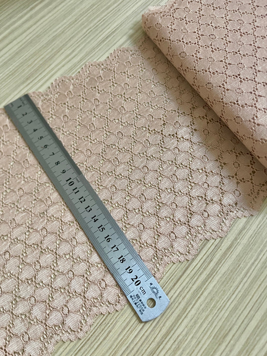Attēls ar Mežģīne 22 cm - bēši rozā – pieejams Šarlotes audumi