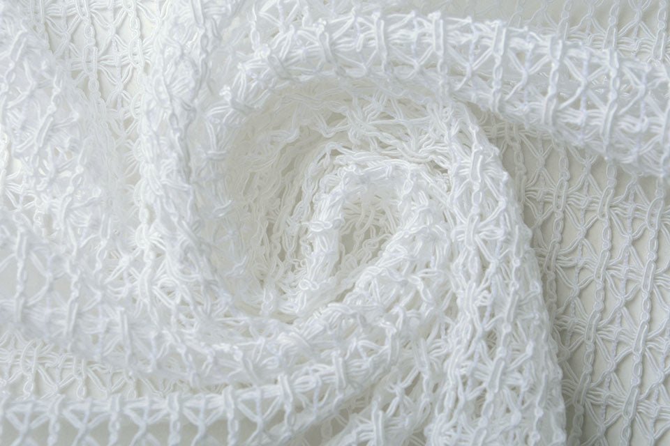 Mežģīņu audums - balts 345 g/m²