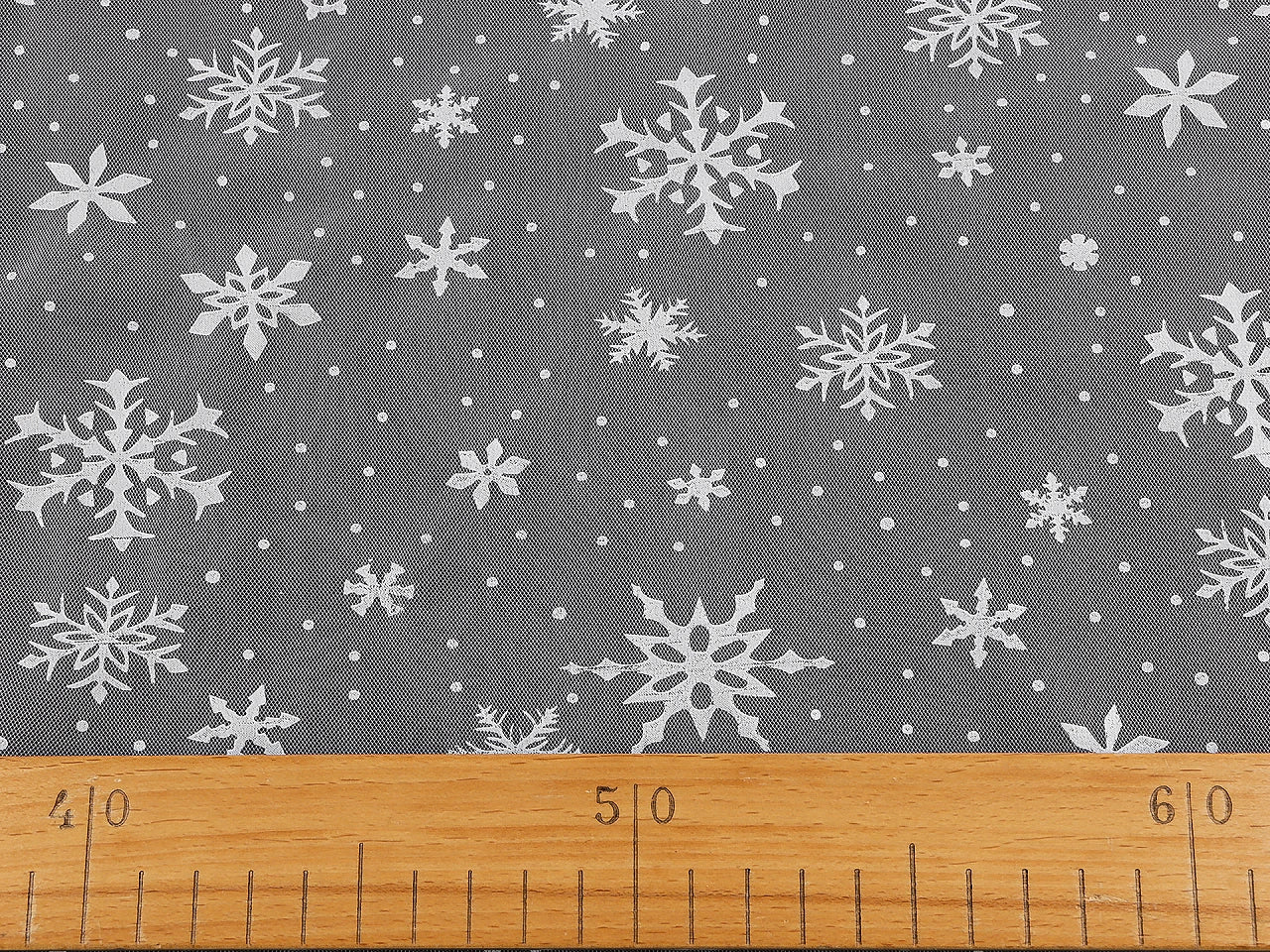 Mīksts tills ar sniegpārsliņām un pumpiņām 23 g/m²