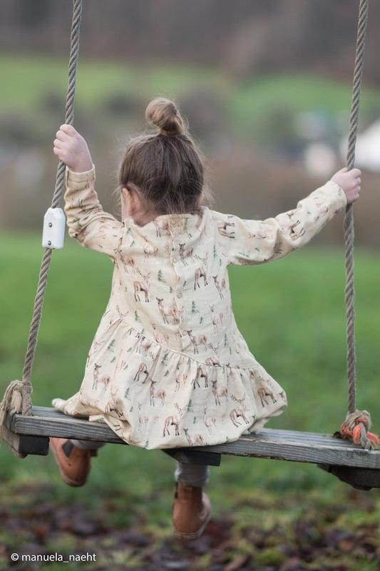 AttÄls ar MuslÄ«ns - stirniÅa ar egli 130 g/m² ā pieejams Å arlotes audumi