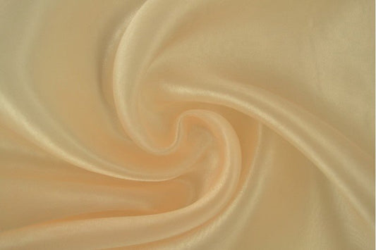 Organza - gaisīgs persiku tonis 25 g/m²