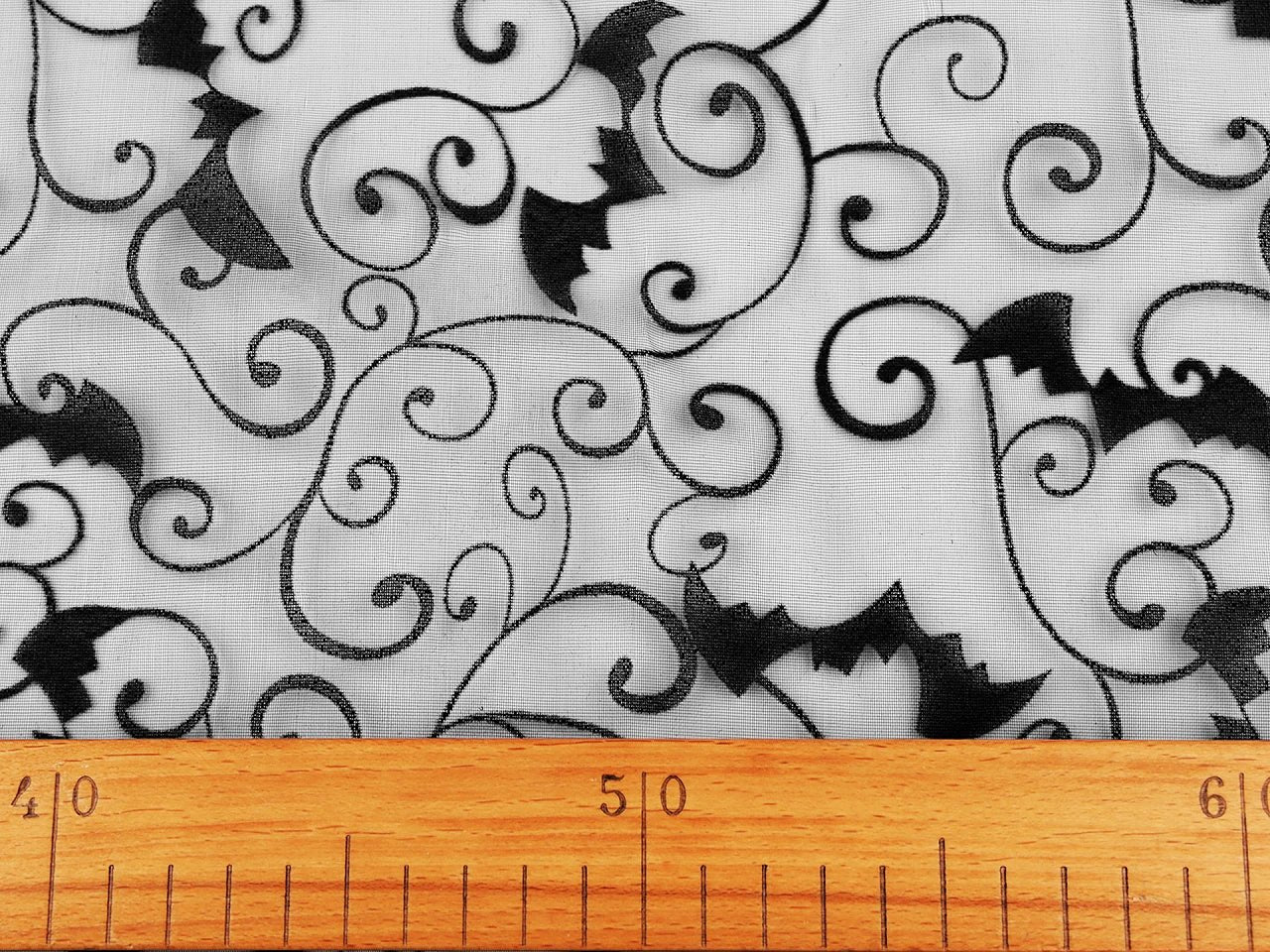 Organza - sikspārņi 24 g/m²