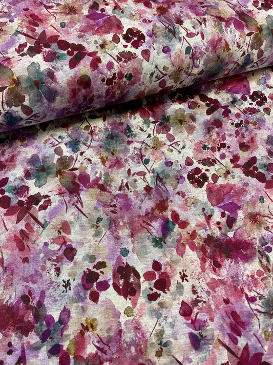 Attēls ar Punto di Roma trikotāžas audums - lillā un rozā ziedi 240 g/m² – pieejams Šarlotes audumi