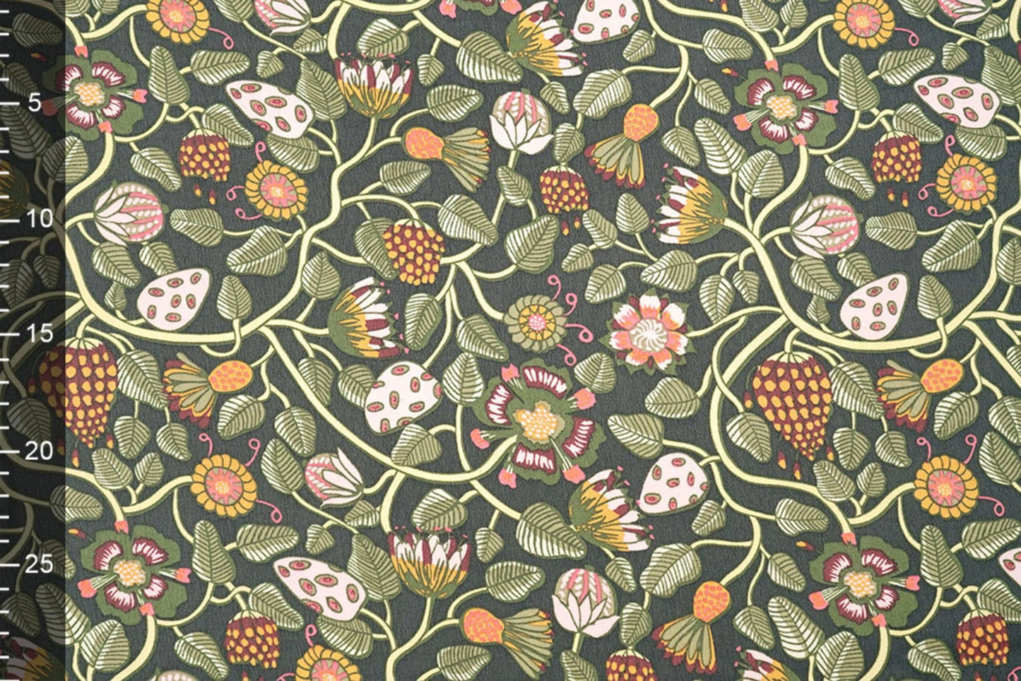 Attēls ar Šifons - ziedi ar zaļām stīgām| 150 cm | 65 g/m² – pieejams Šarlotes audumi