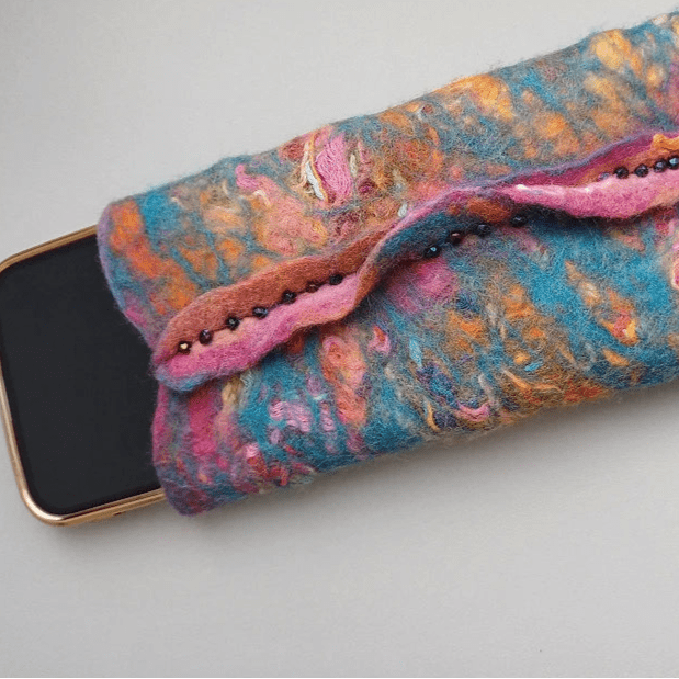 Slīpētas Čehu stikla pērlītes 3 mm - dažādas krāsas 5 g