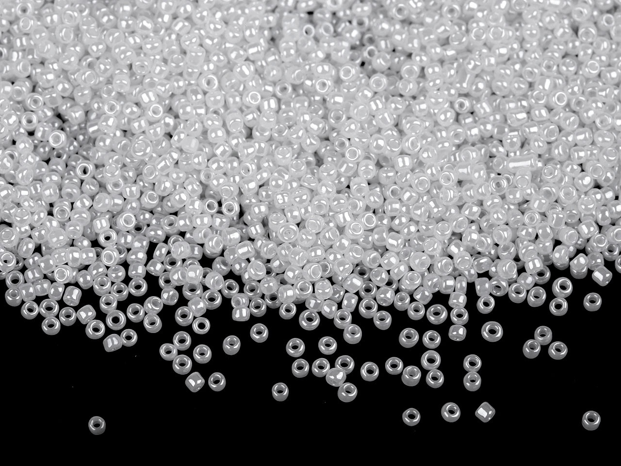 Stikla sēkliņpērlītes 15/0 | 1.5 mm 50 g| Perlamutra efekts|dažādas krāsas