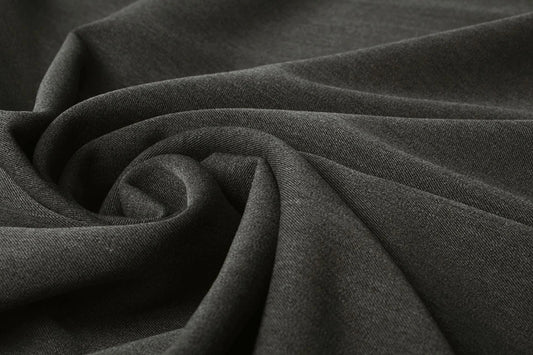 Kostīmaudums ar elastānu-pelēks melanžs 275 g/m²