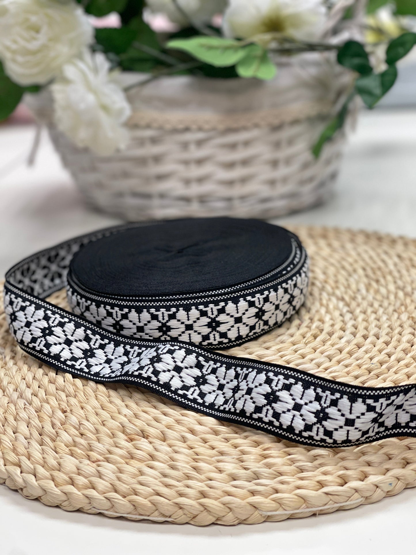 Tautiskā lente, josta 36mm - melna - LV