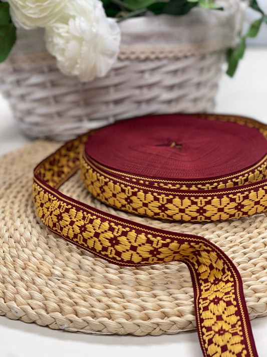 Tautiskā lente, josta 36mm - sarkana ar dzeltenu LV