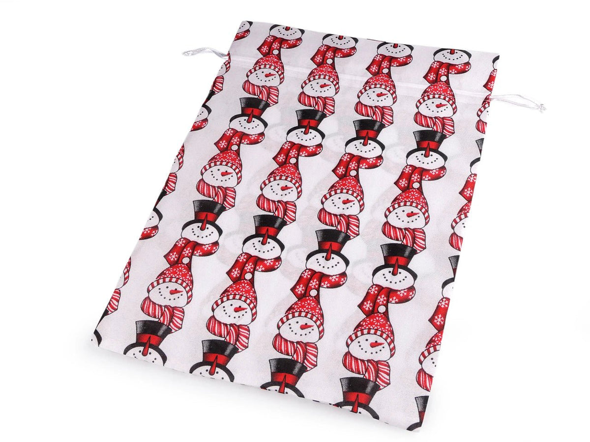 Image of a Christmas gift bag with a snowman 30 × 40 cm – available online at Šarlotes audumi
