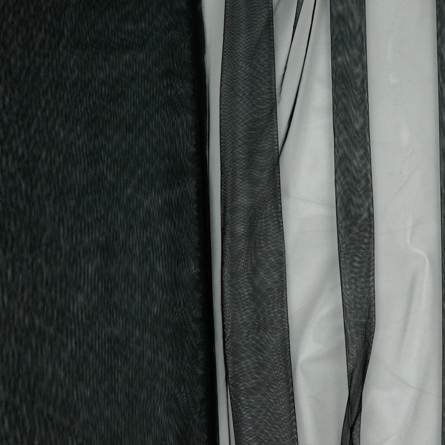 Īpaši mīksts tills-melns 25 g/m²