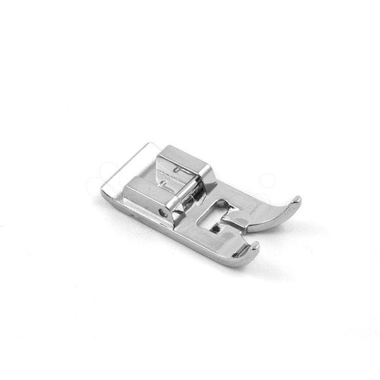 Universal zig-zag sewing machine presser foot