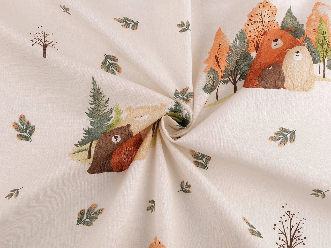 Attēls ar 100% Kokvilnas audums - lāču ģimene uz bēša fona 125 g/m² – pieejams Šarlotes audumi