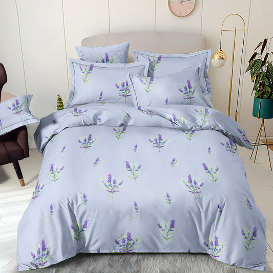 Attēls ar 100% Kokvilnas audums - lavandas zariņi gaiši zils 220cm 130 g/m² – pieejams Šarlotes audumi