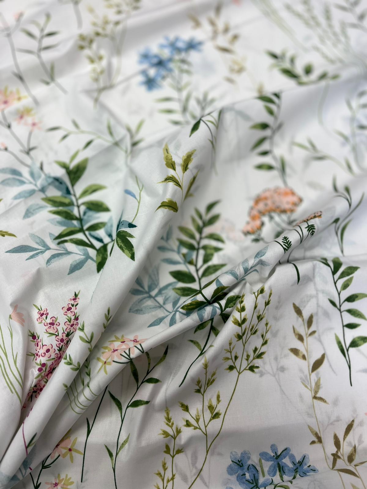 Image avec tissu 100 % coton - plantes de prairie 125 g/m² – disponible chez Tissus Charlotte