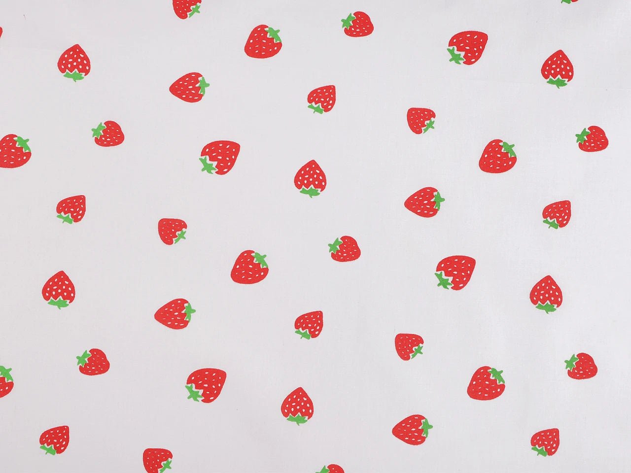 Image of 100% cotton strawberry fabric, 125 g/m² – available at Šarlotes audumi