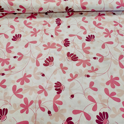 Tissu 100 % coton - fleurs et feuilles sur fond blanc 125 g/m²