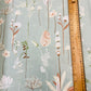 100% Kokvilnas audums - ziedi uz maiga pipermētu fona 220 cm 146 g/m²