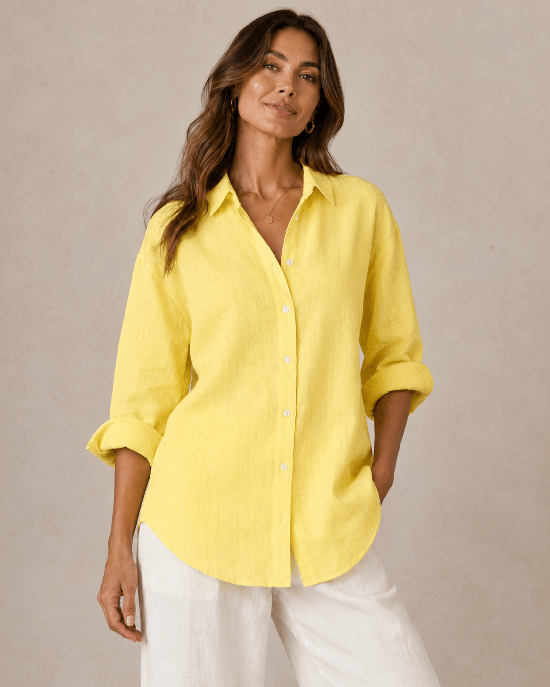 Image of 100% softened linen fabric, yellow-green, 165 g/m² – available at Šarlotes audumi