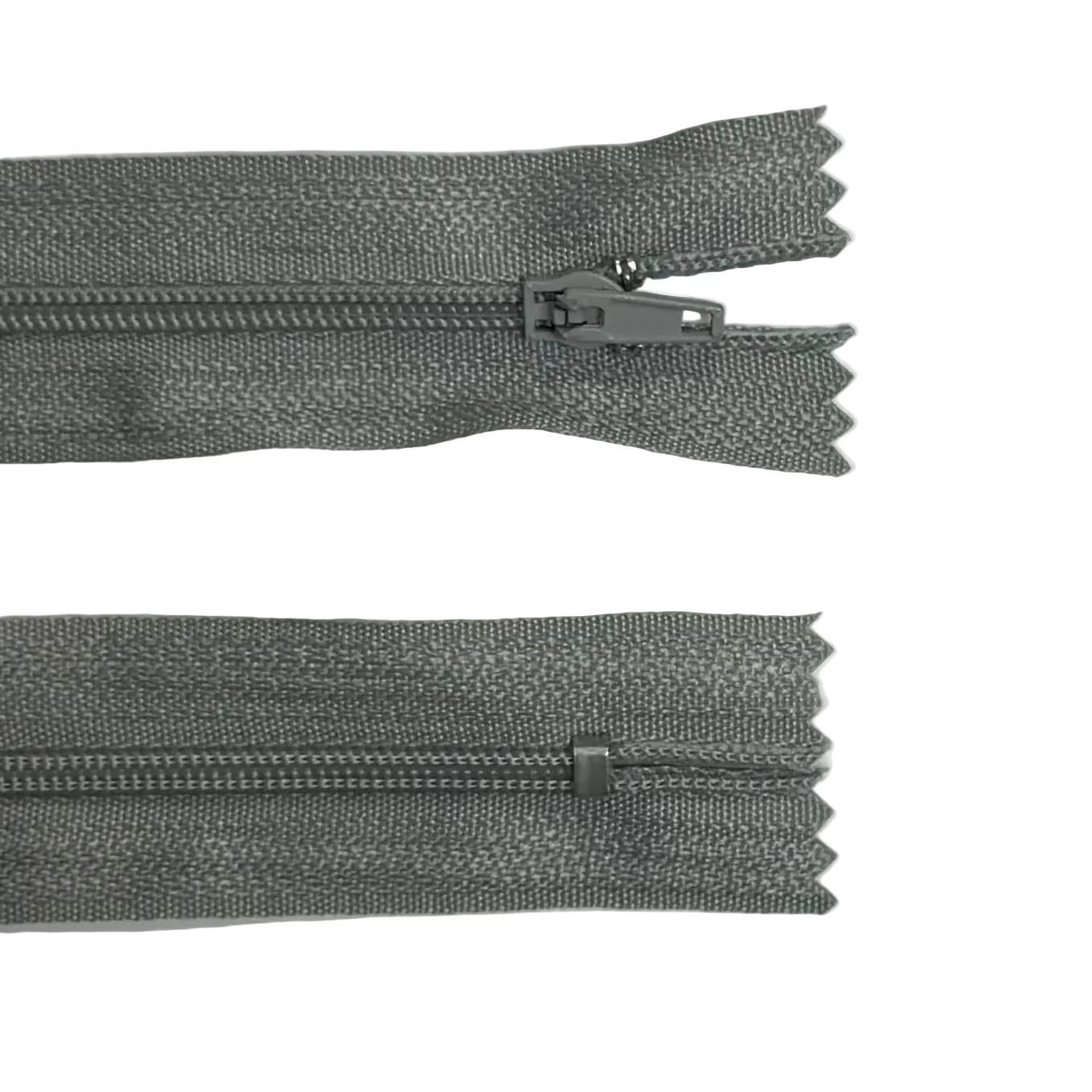 Rāvējslēdzējs slēgtais-tumši pelēks