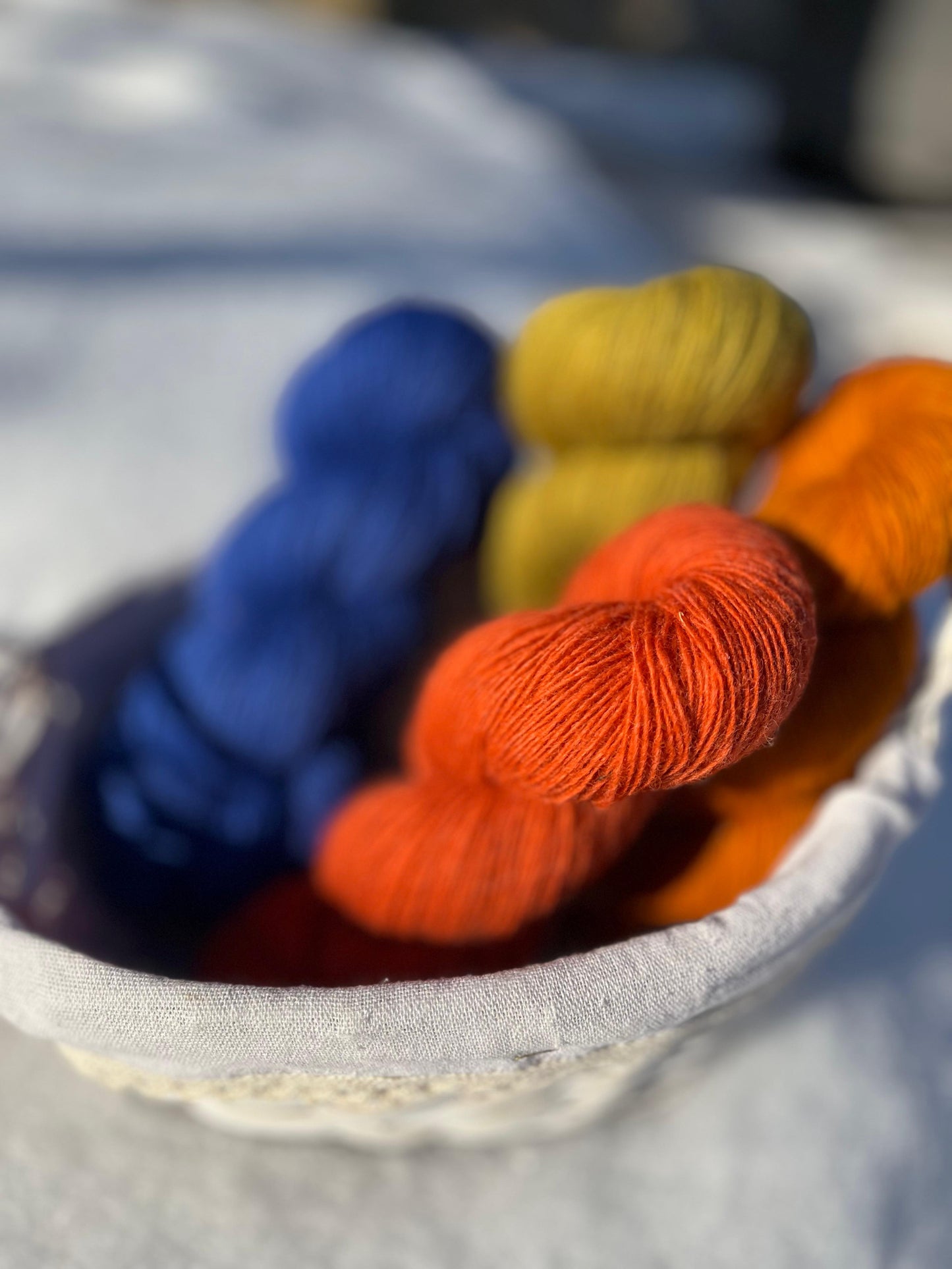 Dzijas Pāces vilnas fabrika 100% Merino- 100 g / 470 m