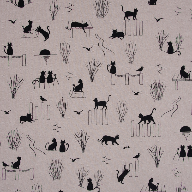 Kanvas audums-laiskā kaķu dzīve