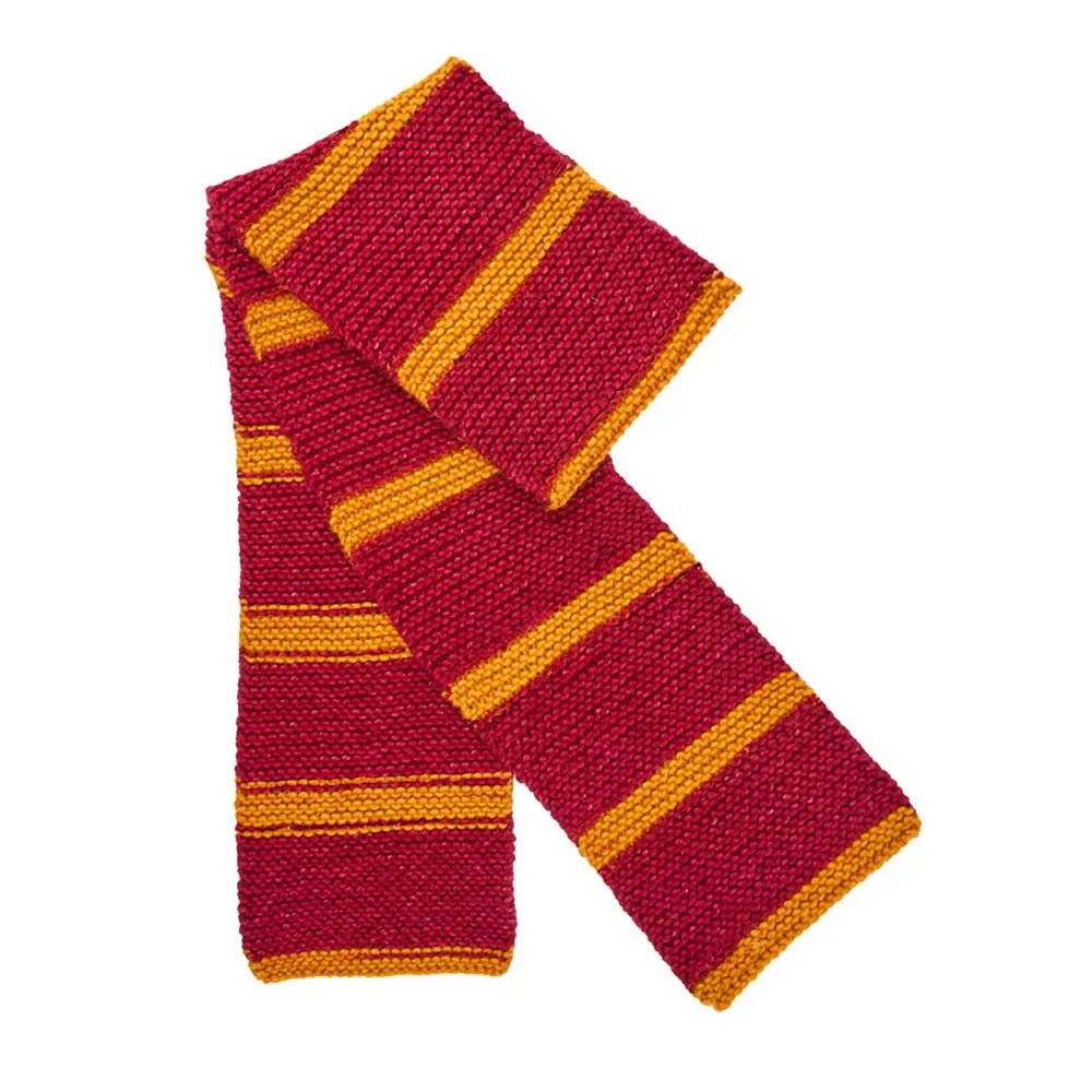 Attēls ar DMC Harry Potter Magic dzija 300 g / 410 m – pašsvītrojoša dzija Cūkkārpas koledžu krāsās – pieejams internetā Šarlotes audumi