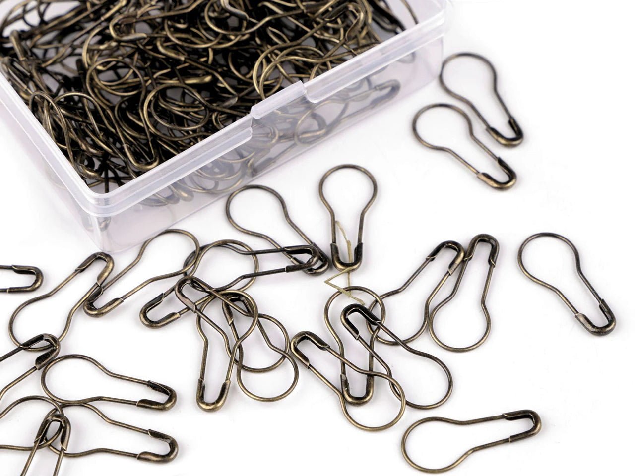 Boîte d’épingles à nourrice, 22 mm (env. 150 pièces) – disponible chez Šarlotes audumi