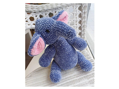 Image avec Dzijas Emily - fil peluche - 100 g / 120 m – disponible chez Šarlotes audumi