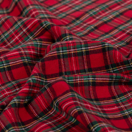Attēls ar Flanelis - sarkans rūtains 135 g/m² – pieejams Šarlotes audumi