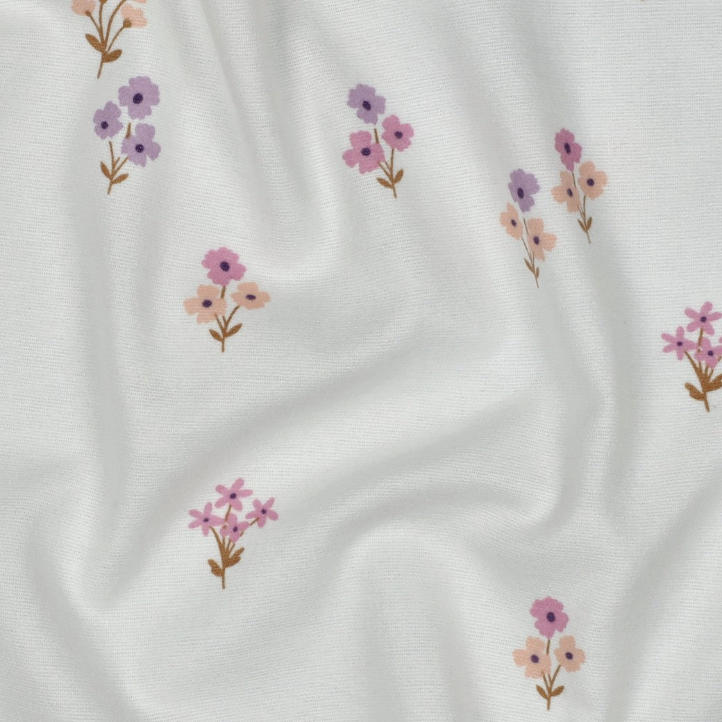 Image de flanelle à fleurs 165 g/m² – disponible chez Šarlotes audumi