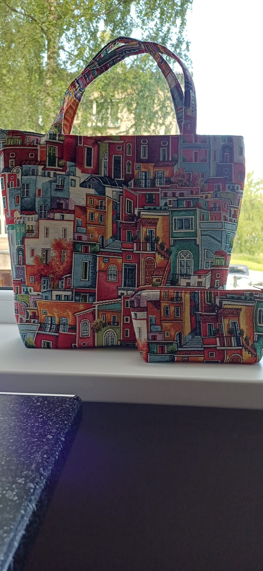 Tapestry with Tuscan houses 350 g/m² – available at Charlotte’s Fabrics