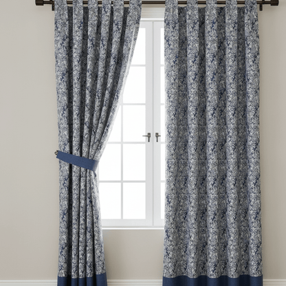 Attēls ar Gobelēns - zils elegants raksts 260 g/m² – pieejams Šarlotes audumi