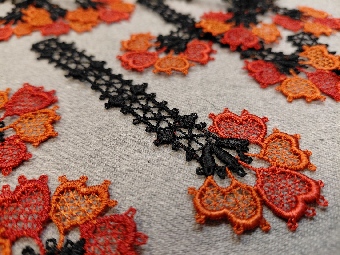 Image with patch/embroidered patch 12 x 4 cm – available at Šarlotes audumi