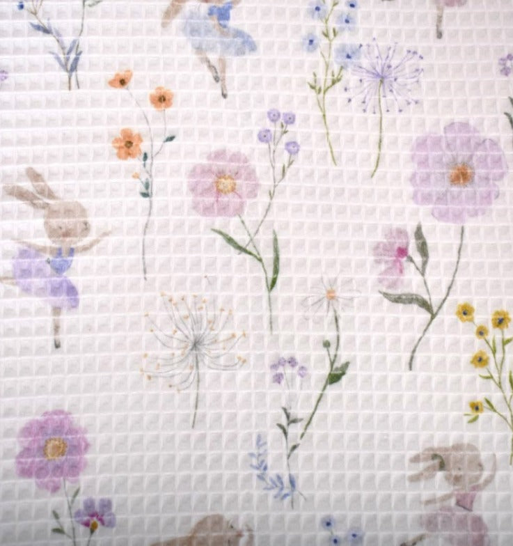 Waffelstoff-Blumenwiese mit Hase 230 g/m²