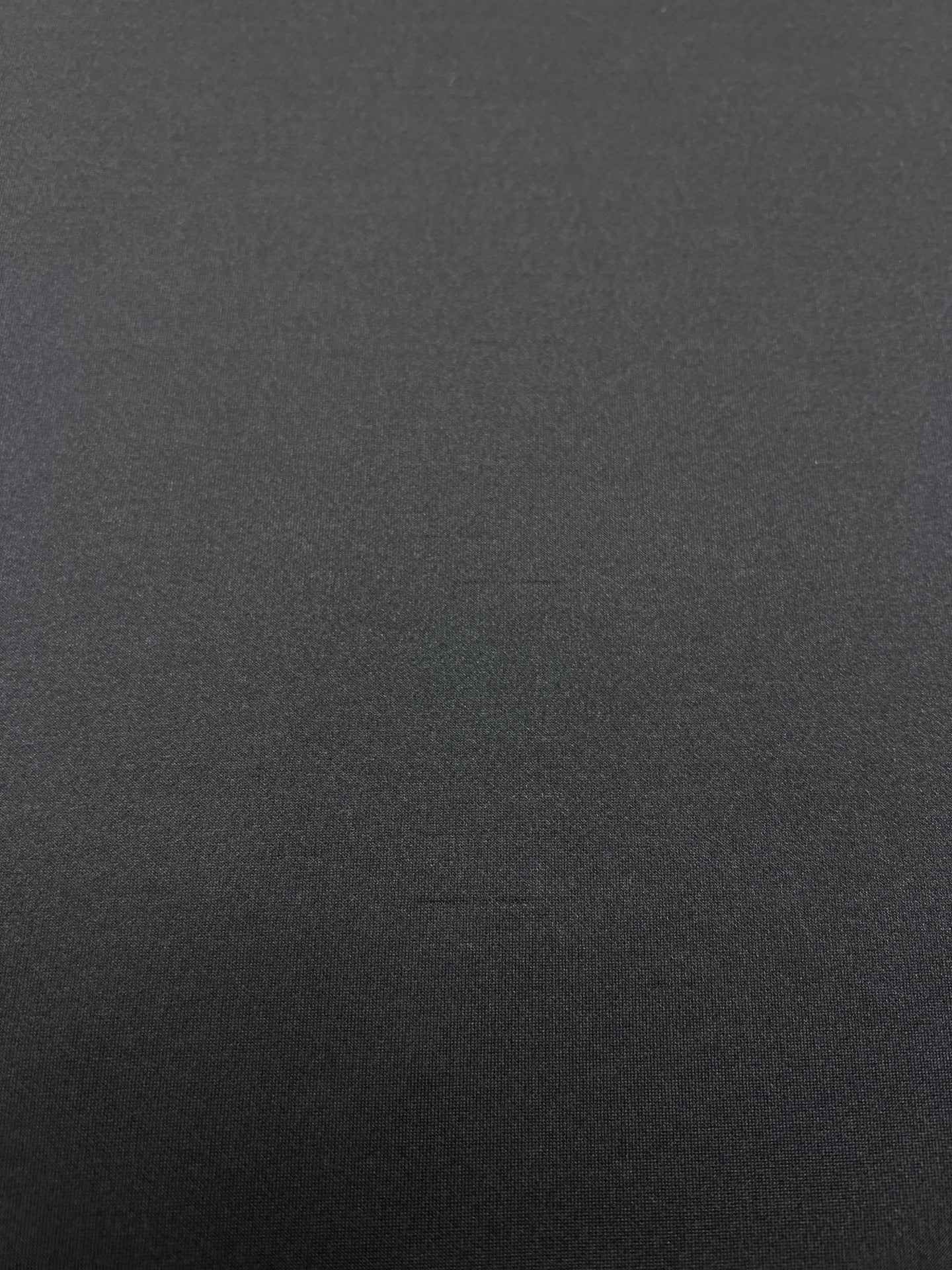 Attēls ar Itālijas tvila kostīmaudums ar elastību – melns | 67% poliamīds, 18% zīds, 15% elastāns | 255 g/m² | 144 cm – pieejams Šarlotes audumi