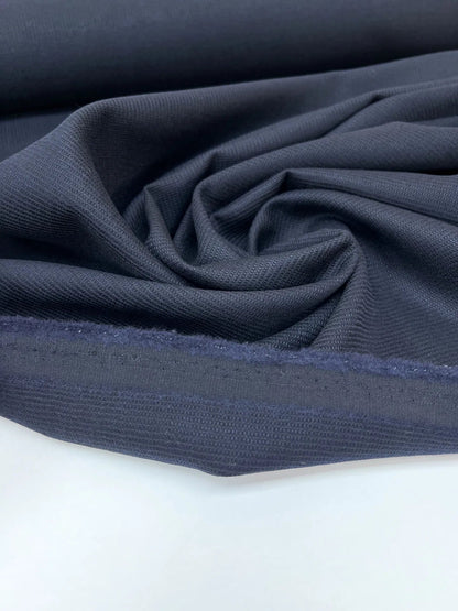 Italian waffle-weave suit fabric | 85% wool | 15% polyamide | 225 g/m² | 153 cm